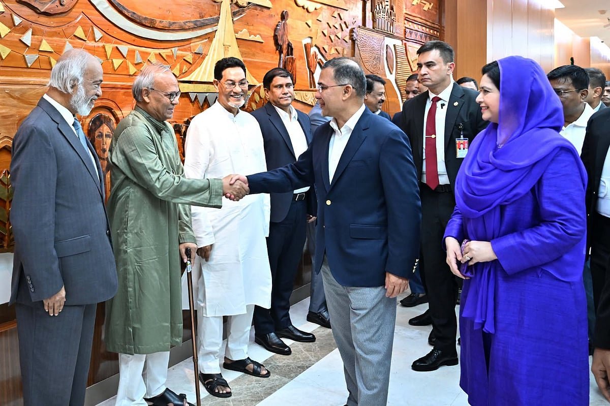 জাতিসংঘের সাধারণ পরিষদের অধিবেশনে যোগ দিতে নিউইয়র্কের পথে প্রধানমন্ত্রী