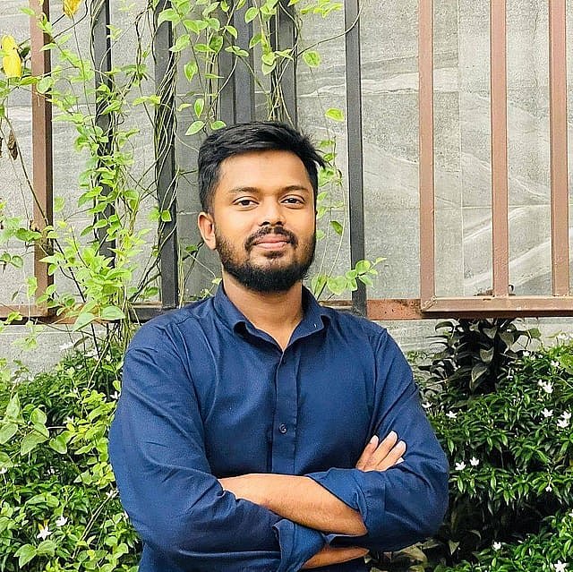 জ্বালানি তেলের মূল্যবৃদ্ধি নিয়ে ফেসবুক পোস্টের পর ছাত্রদল নেতাকে শোকজ
