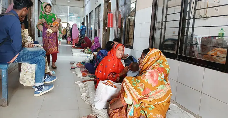 সব রোগের চিকিৎসা করেন সেকমো!