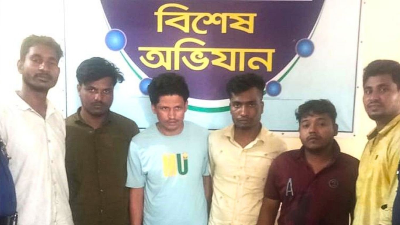 ভিসা প্রতারণায় কোটিপতি, প্রতারক চক্রের হোতা সাহাবুলসহ গ্রেফতার ৬
