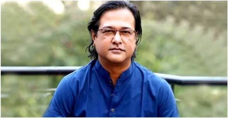 একাত্তরে বাবা কেন শান্তি কমিটিতে ছিলেন, জানালেন আসিফ আকবর
