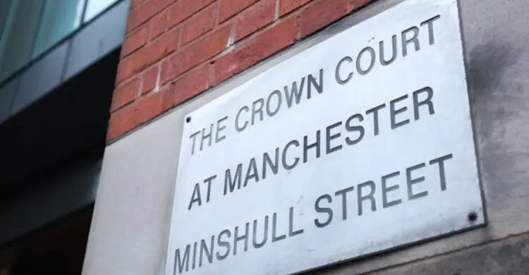 অচেতন করে ২০ বছর ধরে স্ত্রীকে ধর্ষণ, আদালতে দোষ স্বীকার