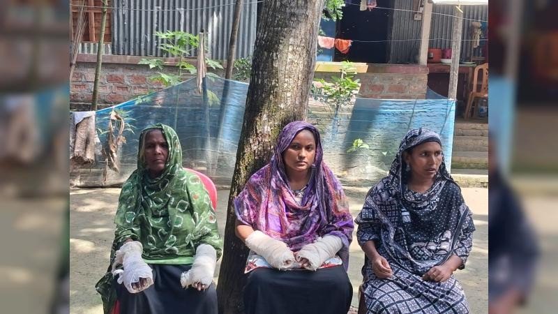 কালুখালীতে তুচ্ছ ঘটনায় গৃহবধূসহ ৩ জনকে কুপিয়ে জখম