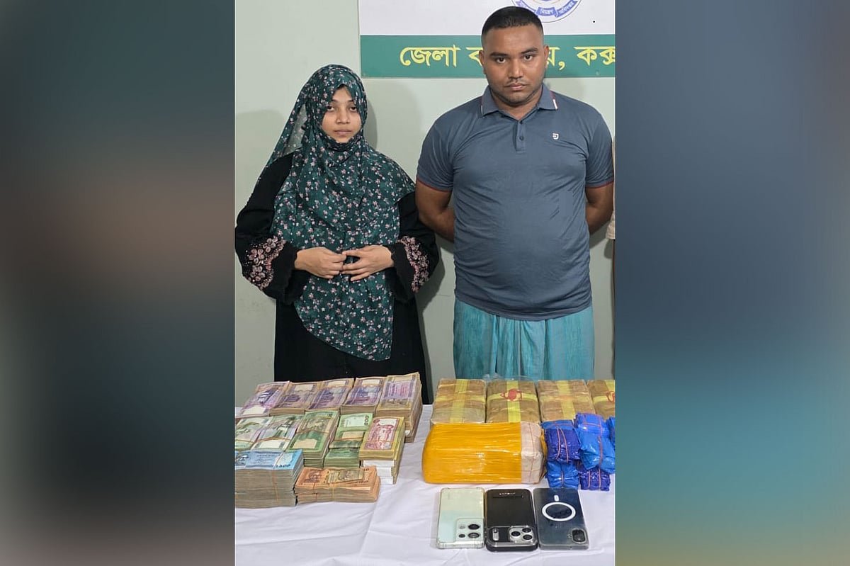 ঘরের খাটের বক্সে পাওয়া গেল ৯০ হাজার ইয়াবা, ৩৫ লাখ টাকা