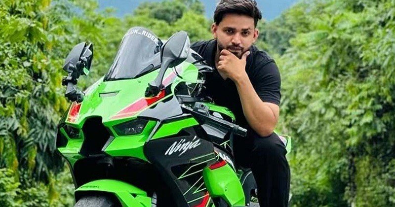 মোটরসাইকেল দুর্ঘটনায় মারা গেলেন কনটেন্ট ক্রিয়েটর আস মুহাম্মদ